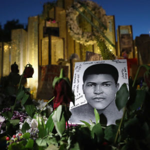 mohamed-ali-funerailles-hommage-afp